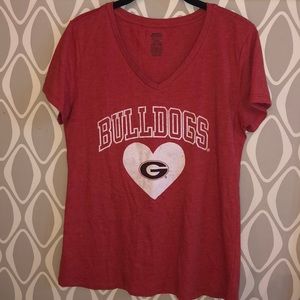 Georgia Bulldog V-neck T-shirt ❤️